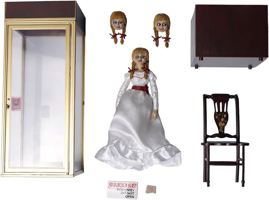 NECA Figura de Accion Ultimate: Universo El Conjuro - Annabelle 7 Pulgadas