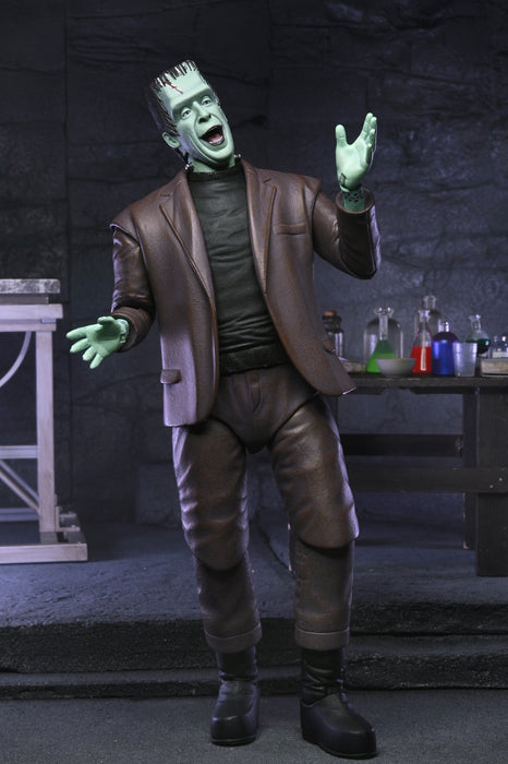 NECA Figura de Accion Ultimate: La Familia Monster - Herman Munster 7 Pulgadas