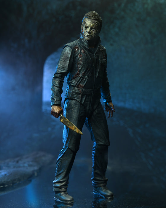 NECA Figura de Accion Ultimate: Halloween Ends 2022 - Michael Myers 7 Pulgadas