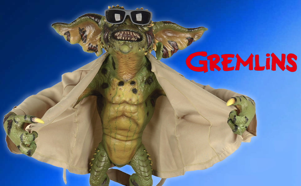 NECA Prop Replica Stunt Puppet: Gremlins 2 - Gremlin con Lentes