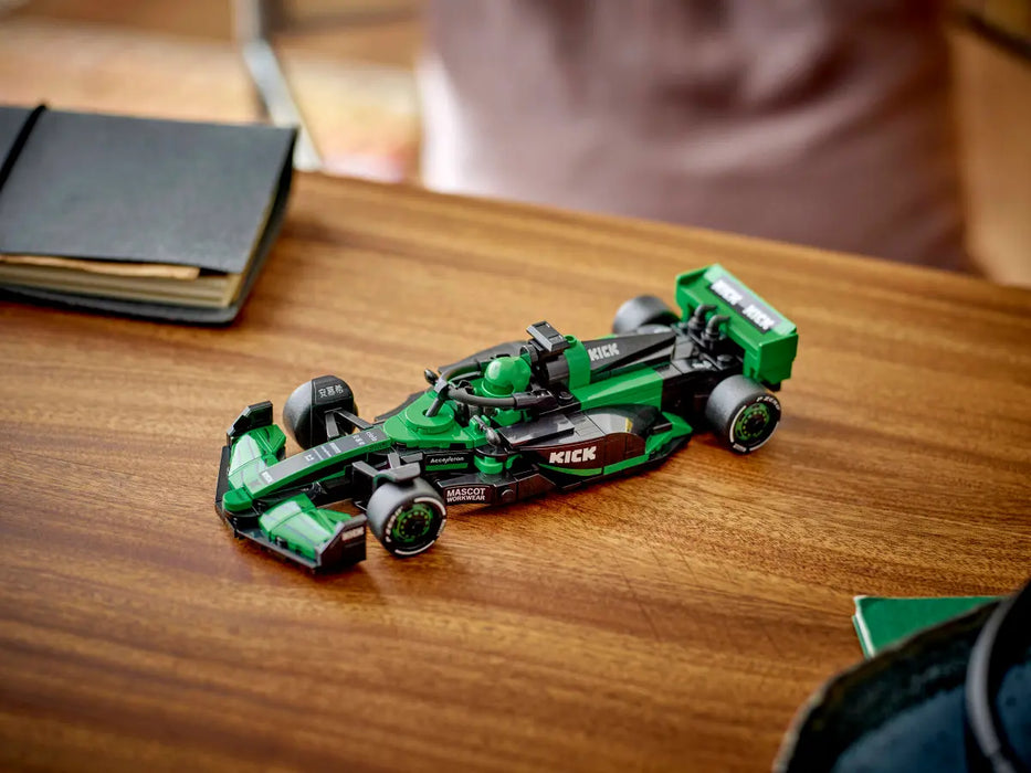 LEGO Speed Champions Coche de Carreras KICK Sauber F1 Team C44 77247