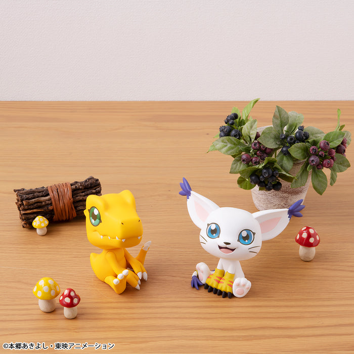 Megahouse Figures Look Up: Digimon Adventure - Agumon