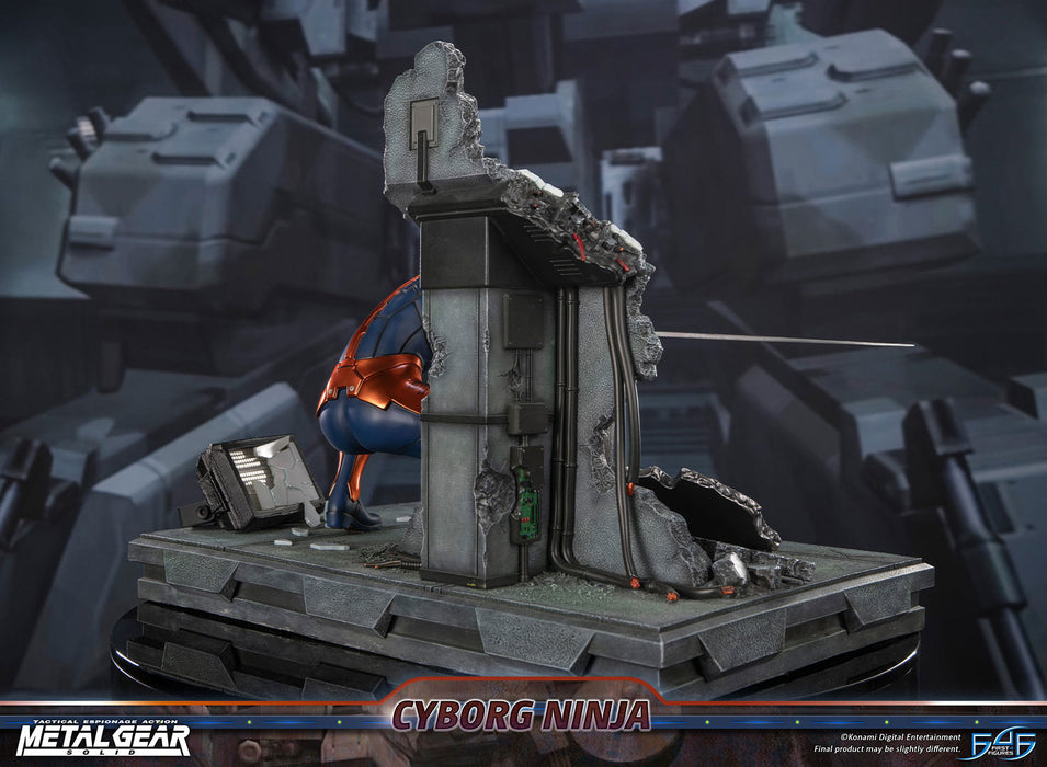 First 4 Figures: Metal Gear Solid - Cyborg Ninja Gray Fox 16 Pulgadas