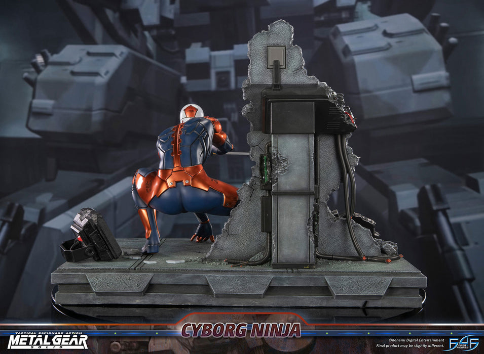 First 4 Figures: Metal Gear Solid - Cyborg Ninja Gray Fox 16 Pulgadas