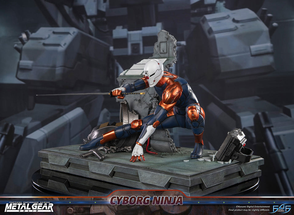 First 4 Figures: Metal Gear Solid - Cyborg Ninja Gray Fox 16 Pulgadas