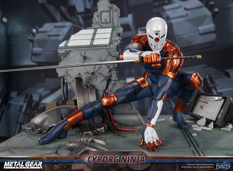 First 4 Figures: Metal Gear Solid - Cyborg Ninja Gray Fox 16 Pulgadas