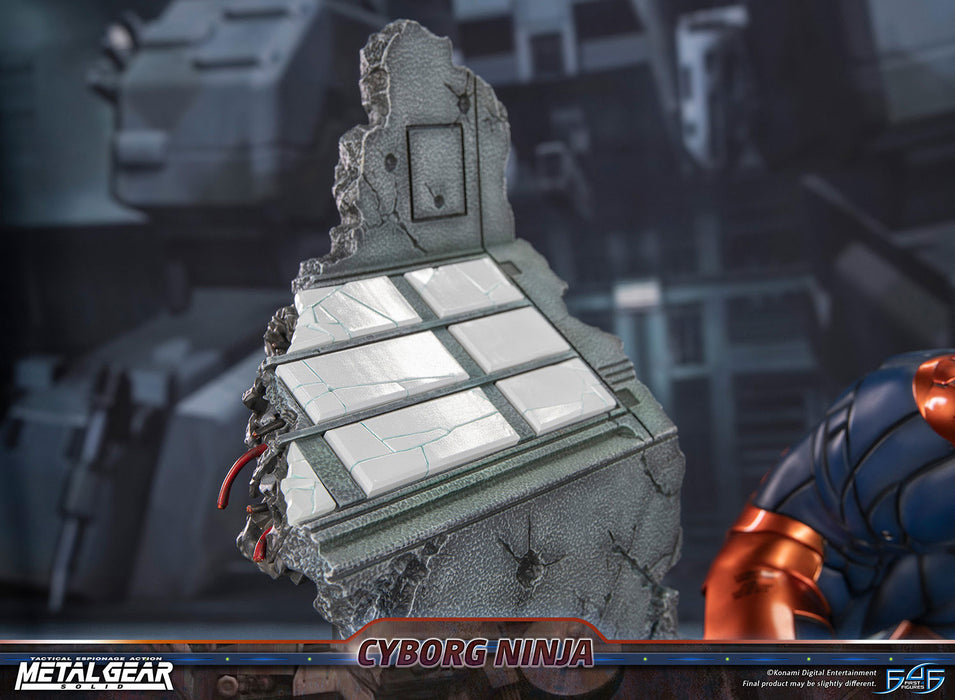 First 4 Figures: Metal Gear Solid - Cyborg Ninja Gray Fox 16 Pulgadas