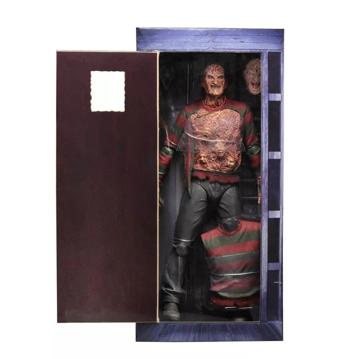 NECA Figura de Accion: Pesadilla En La Calle Del Infierno - Freddy Dream Warrior Escala 1/4