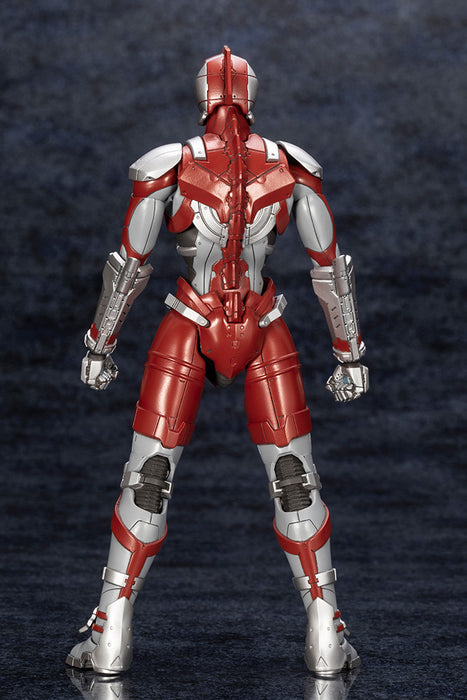 Kotobukiya: Ultraman - Ultraman by Shinjiro Hayata kit de plastico