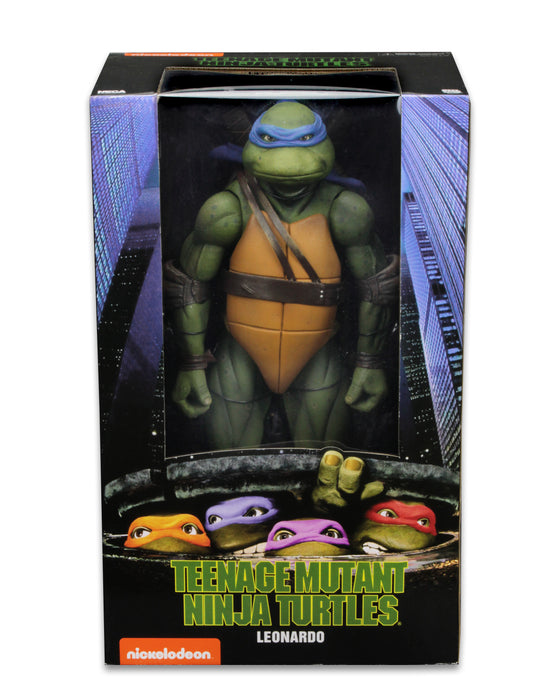 NECA Figura de Accion: TMNT Tortugas Ninja 1990 - Leonardo Escala 1/4