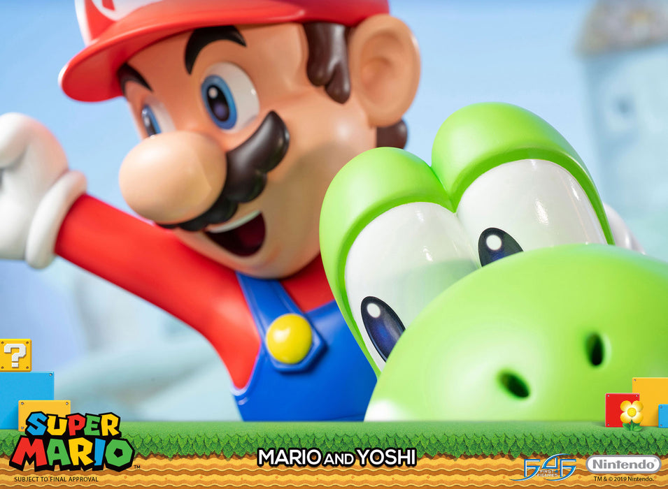 First 4 Figures: Super Mario - Mario y Yoshi Standard 19 Pulgadas