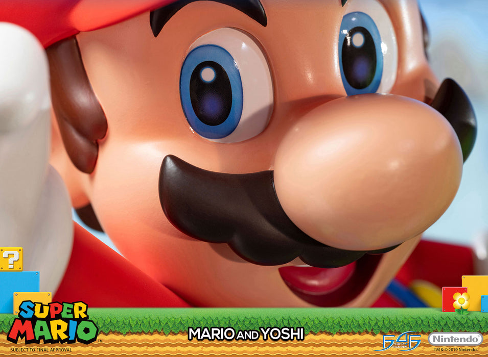 First 4 Figures: Super Mario - Mario y Yoshi Standard 19 Pulgadas