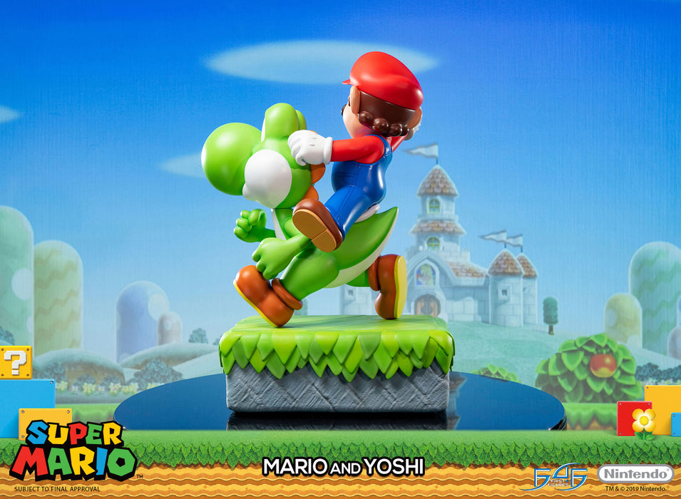 First 4 Figures: Super Mario - Mario y Yoshi Standard 19 Pulgadas