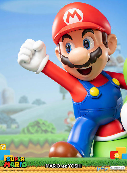 First 4 Figures: Super Mario - Mario y Yoshi Standard 19 Pulgadas