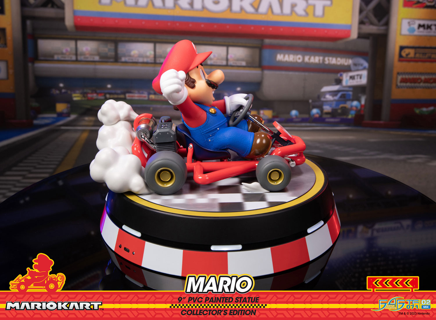 First 4 Figures: Mario Kart - Mario Edicion Coleccionista PVC 8.7 Pulgadas