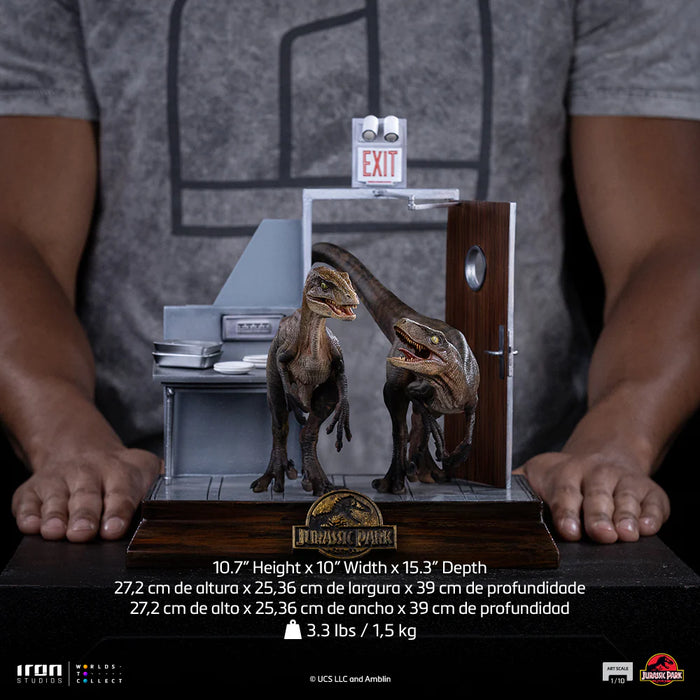 IRON Studios: Jurassic Park - Raptors at the Kitchens Door Escala de Arte 1/10