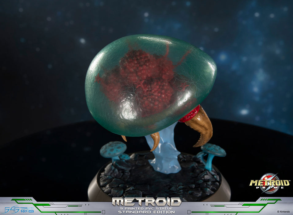 First 4 Figures: Metroid Prime - Metroid 8 Pulgadas
