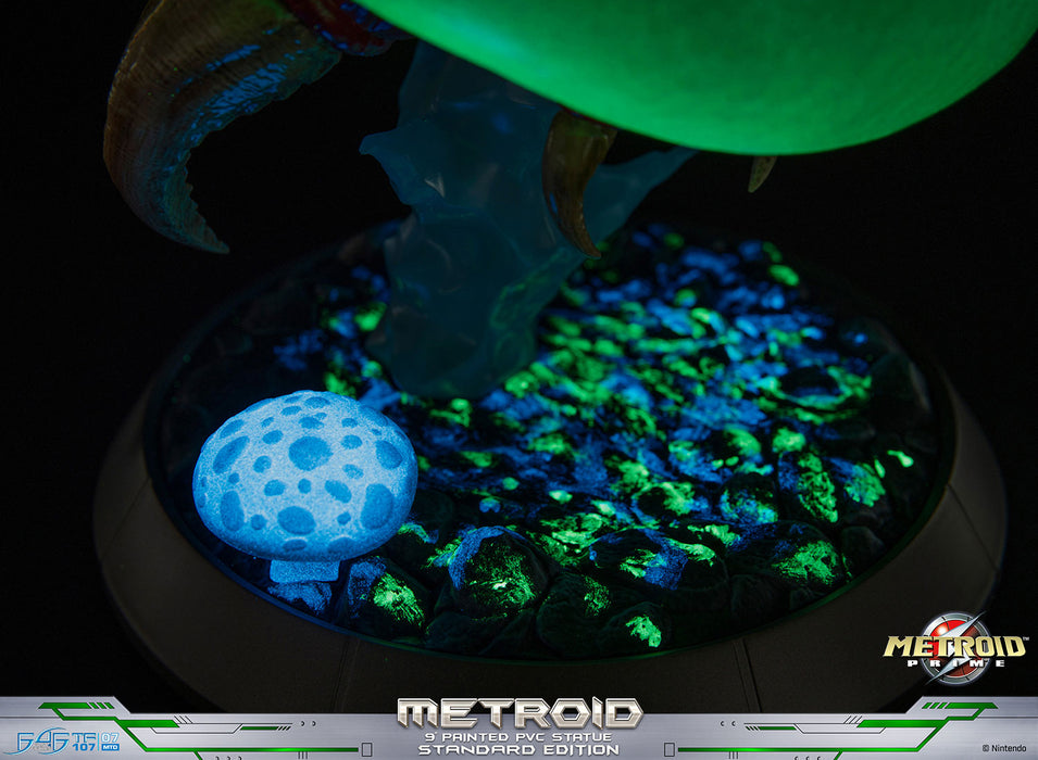 First 4 Figures: Metroid Prime - Metroid 8 Pulgadas