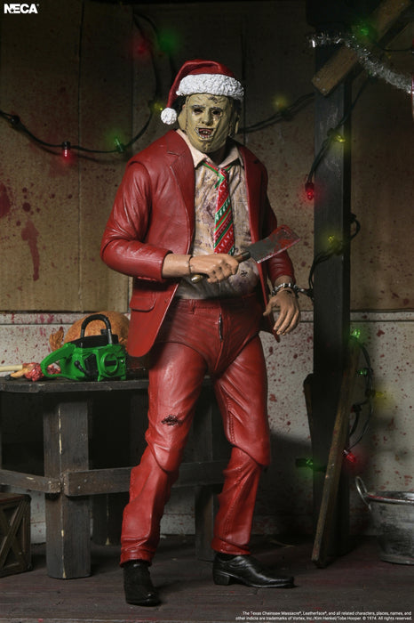 NECA Figura de Accion Ultimate: Texas Chainsaw Massacre - Santa Leatherface 7 Pulgadas