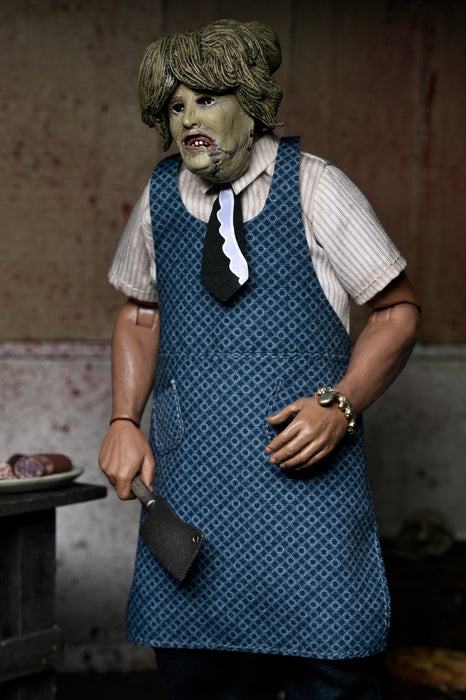 NECA Figura de Accion Vestida: La masacre de Texas - Leatherface con mascara de anciana 8 Pulgadas