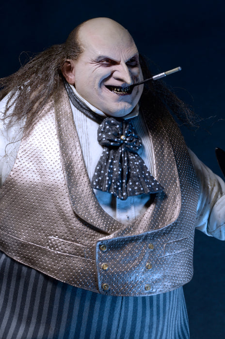 NECA Figura de Accion: Batman Returns - Mayoral Penguin Devito Escala 1/4