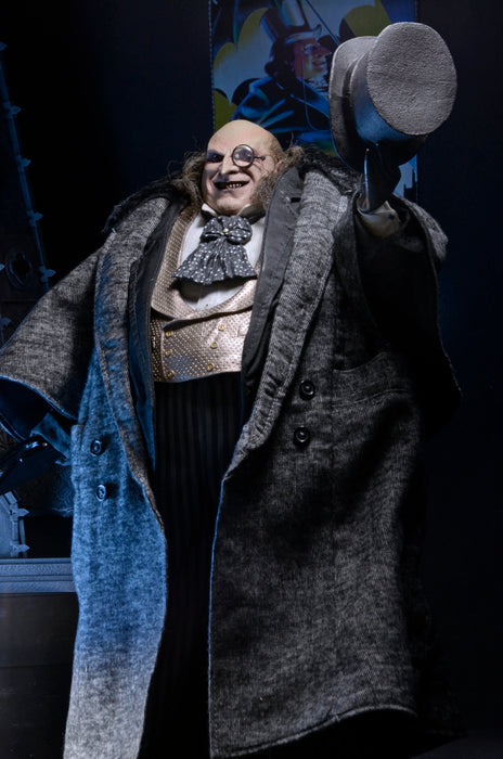 NECA Figura de Accion: Batman Returns - Mayoral Penguin Devito Escala 1/4