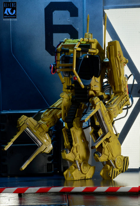 NECA Deluxe Vehicle: Alien 40 Aniversario - Power Loader P-5000