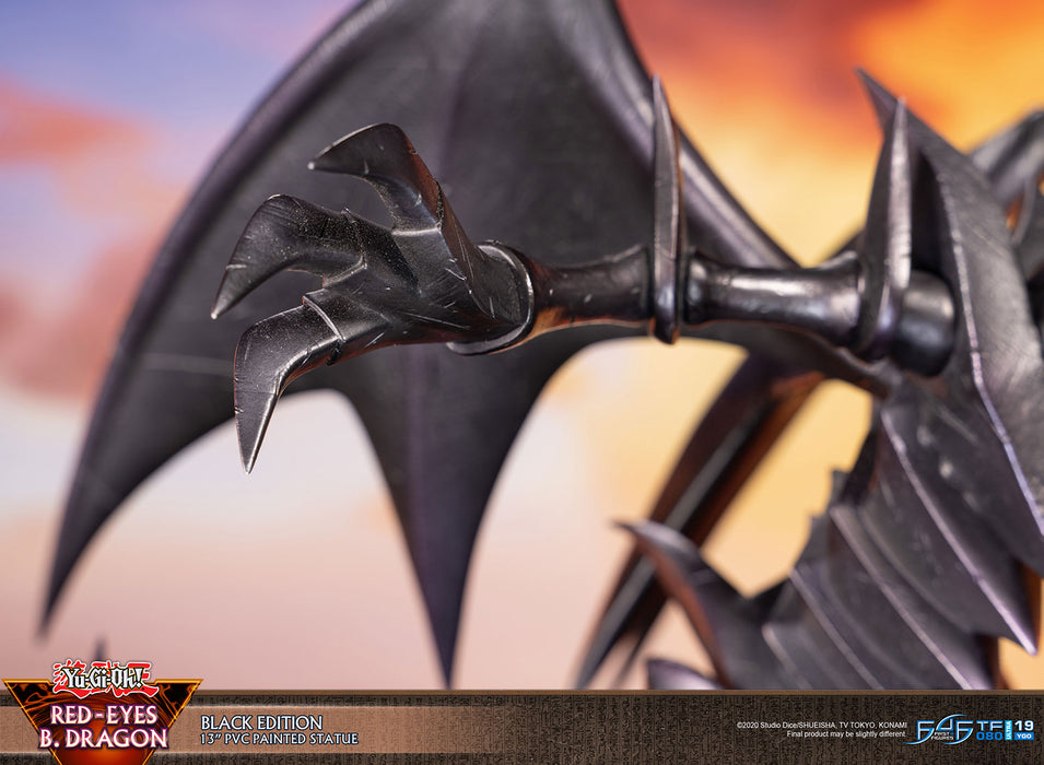 First 4 Figures: Yu Gi Oh - Dragon Negro De Ojos Rojos 13 Pulgadas