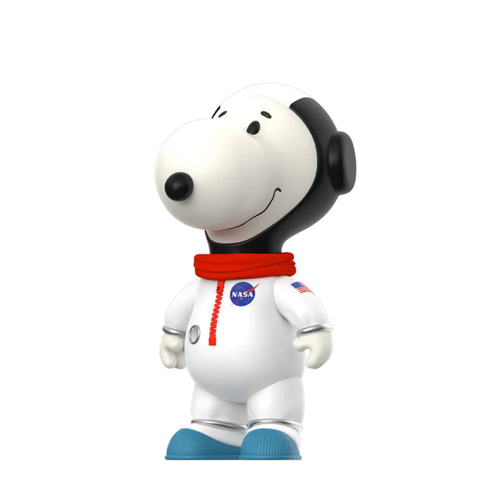 Super7 Supersize: Peanuts Charlie Brown - Snoopy White Spacesuit