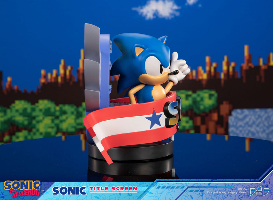 First 4 Figures: Sonic The Hedgehog - Sonic Title Screen 8.2 Pulgadas