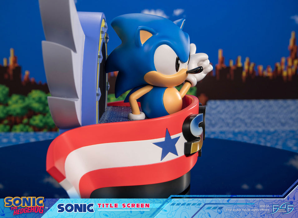 First 4 Figures: Sonic The Hedgehog - Sonic Title Screen 8.2 Pulgadas