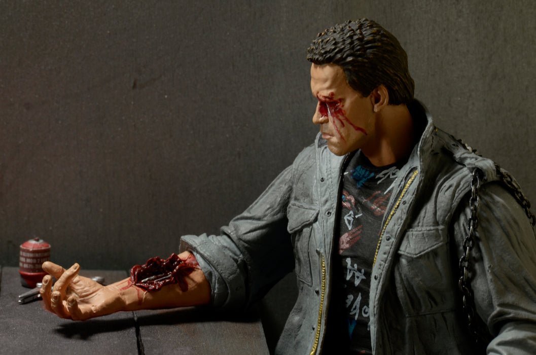 NECA Figura de Accion Ultimate: Terminator - Ultimate T-800 Tech Noir 7 Pulgadas