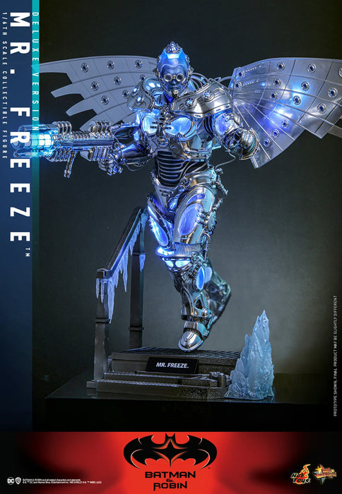 Hot Toys Movie Masterpiece Series: DC Batman Y Robin - Mr Freeze Deluxe Escala 1/6