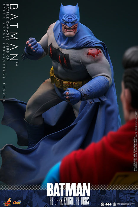 Hot Toys Comics Masterpiece Series: DC Batman The Dark Knight Returns - Batman Battle Damaged Escala 1/6