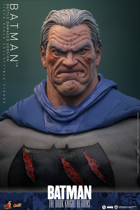 Hot Toys Comics Masterpiece Series: DC Batman The Dark Knight Returns - Batman Battle Damaged Escala 1/6