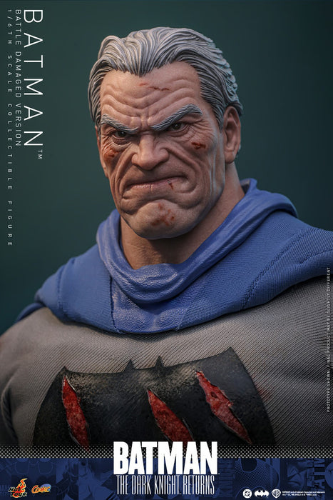 Hot Toys Comics Masterpiece Series: DC Batman The Dark Knight Returns - Batman Battle Damaged Escala 1/6