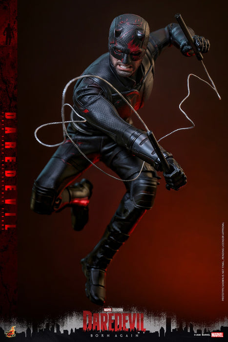 Hot Toys Television Masterpiece Series: Daredevil Born Again - Daredevil Traje Negro Escala 1/6