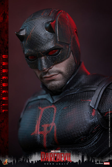Hot Toys Television Masterpiece Series: Daredevil Born Again - Daredevil Traje Negro Escala 1/6