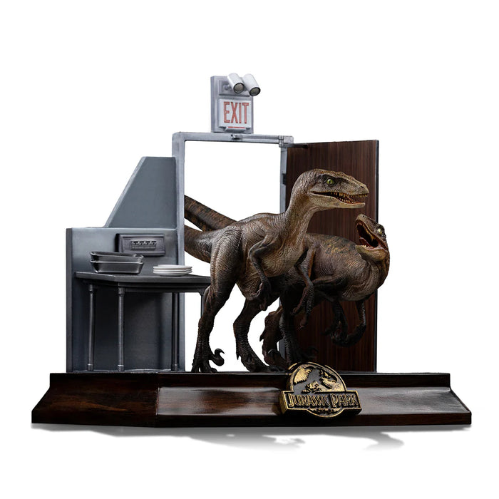 IRON Studios: Jurassic Park - Raptors at the Kitchens Door Escala de Arte 1/10