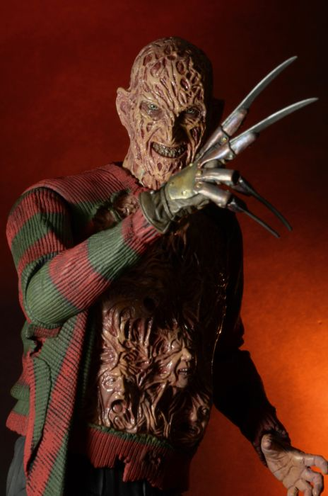 NECA Figura de Accion: Pesadilla En La Calle Del Infierno - Freddy Dream Warrior Escala 1/4