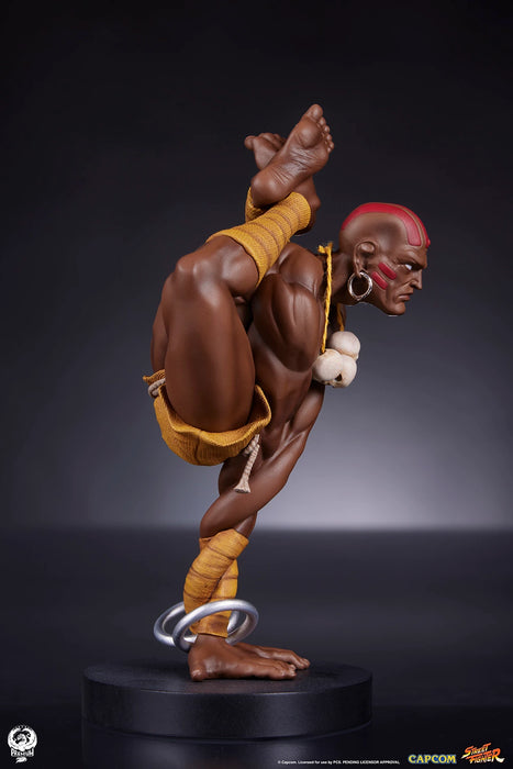 PCS Statue: Street Fighter - Set Akuma y Dhalsim Escala 1/10