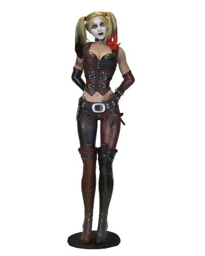 NECA Replica: Batman Arkham City - Harley Quinn Tamaño Real