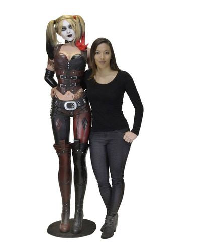 NECA Replica: Batman Arkham City - Harley Quinn Tamaño Real