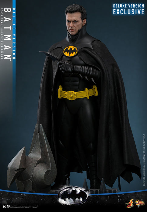Hot Toys Movie Masterpiece Series: DC Batman Returns - Batman Deluxe Escala 1/6