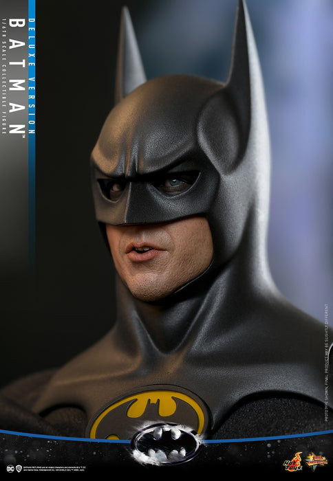 Hot Toys Movie Masterpiece Series: DC Batman Returns - Batman Deluxe Escala 1/6