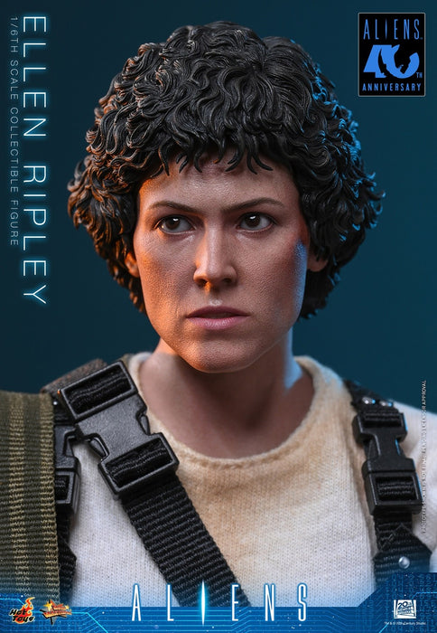 Hot Toys Movie Masterpiece Series: Alien - Ellen Ripley Escala 1/6