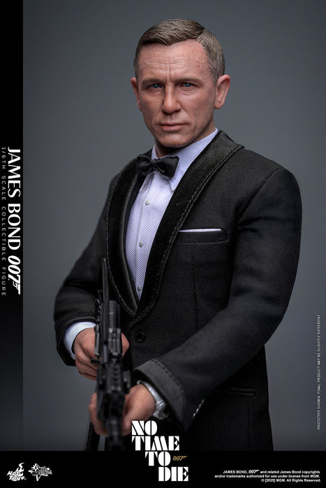Hot Toys Movie Masterpiece Series: No Time to Die - James Bond 007 Escala 1/6