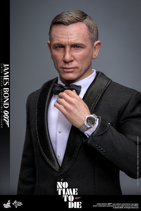 Hot Toys Movie Masterpiece Series: No Time to Die - James Bond 007 Escala 1/6