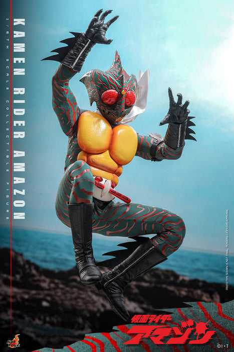 Hot Toys Movie Masterpiece Series: Kamen Ride - Amazon Escala 1/6