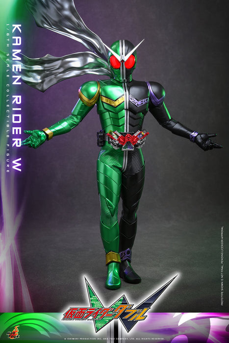 Hot Toys Television Masterpiece Series: Kamen Rider - Kamen Rider W Escala 1/6